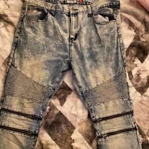 Men’s skinny jeans